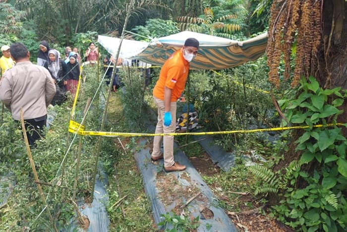 petani_ditemukan_meninggal_di_kebun_cairan_darah_keluar_dari_mulut