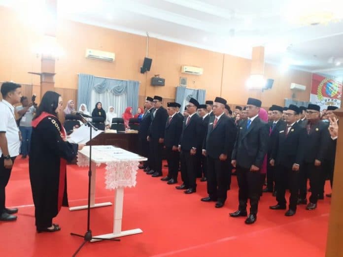 40_anggota_dprd_batu_bara_dilantik