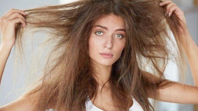 4_cara_mengatasi_rambut_kering_secara_alami