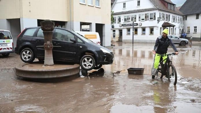 4_orang_tewas_akibat_banjir_melanda_jerman