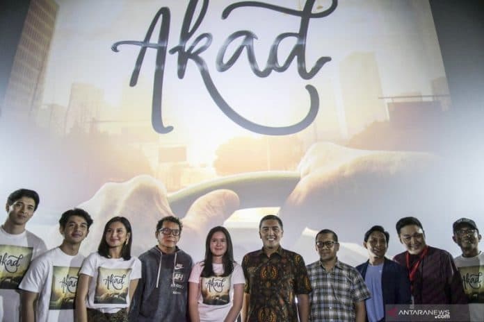 akad_payung_teduh_diadaptasi_jadi_film