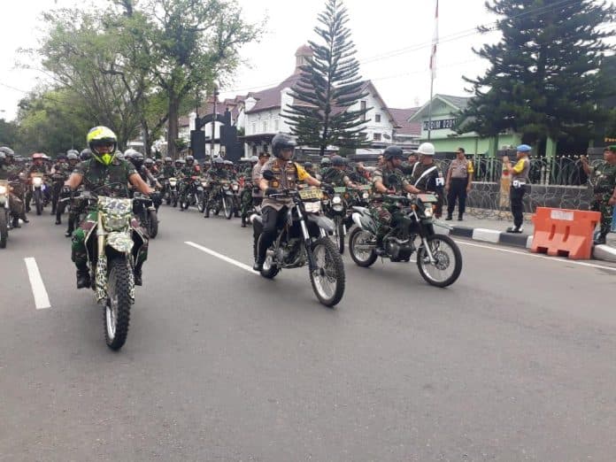 amankan_medan_tnipolri_patroli_bersama