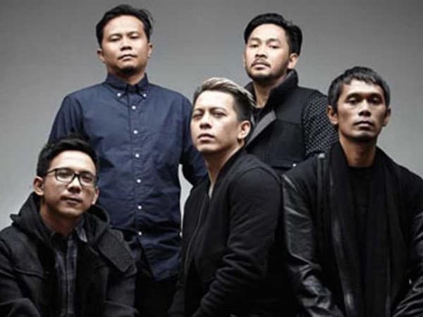 band_noah_lelang_piringan_hitam