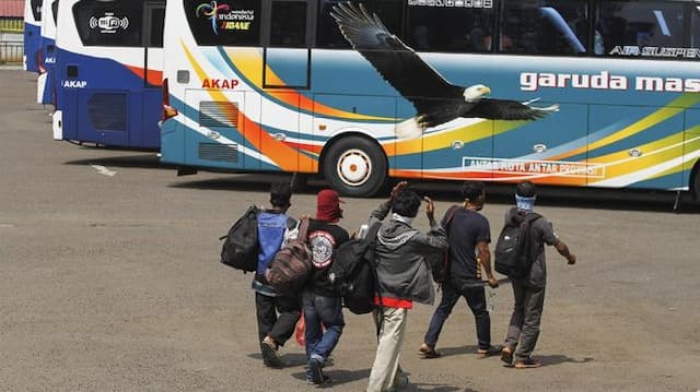 berani_mudik_denda_rp_100_juta_menunggu