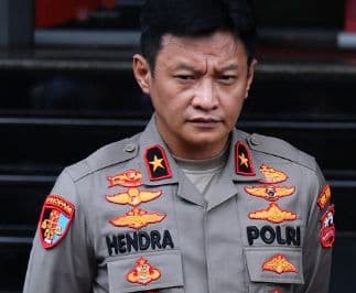 brigjen_hendra_kurniawan_dipecat