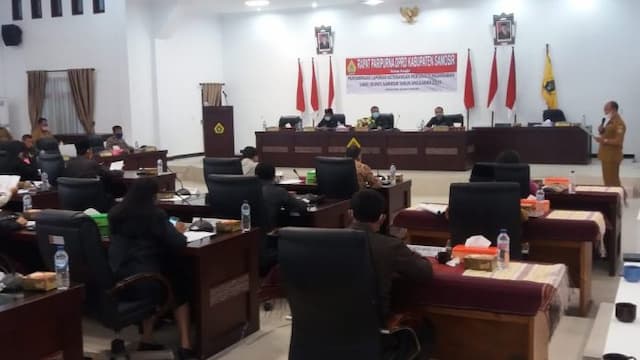 bupati_samosir_sampaikan_lkpj_2019