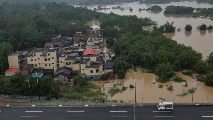 china_akan_hadapi_puncak_musim_banjir