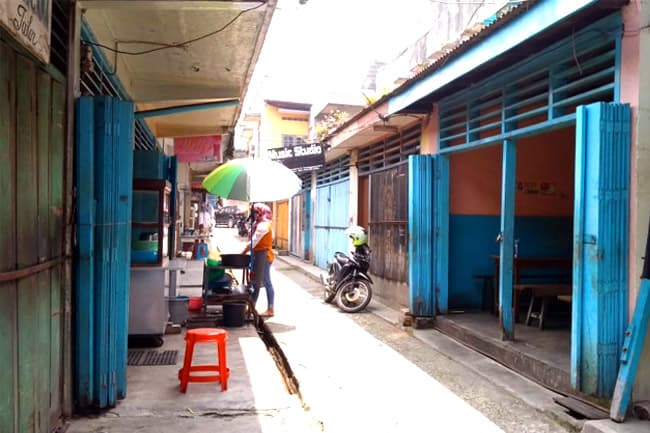 dprd_undang_pedagang_pasar_hongkong