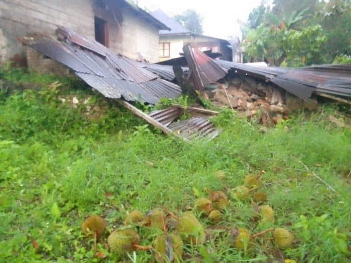 gempa_guncang_tapanuli_utara_60_sr