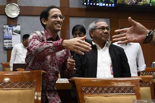 gopay_nadiem_jokowi_dan_abuse_of_power