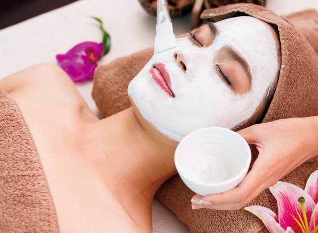 ini_6_manfaat_masker_yoghurt_untuk_wajah