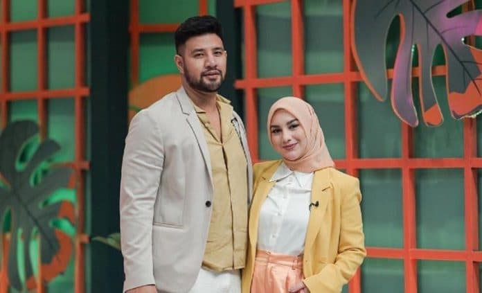 irish_bella_tuntut_hak_asuh_kedua_anaknya
