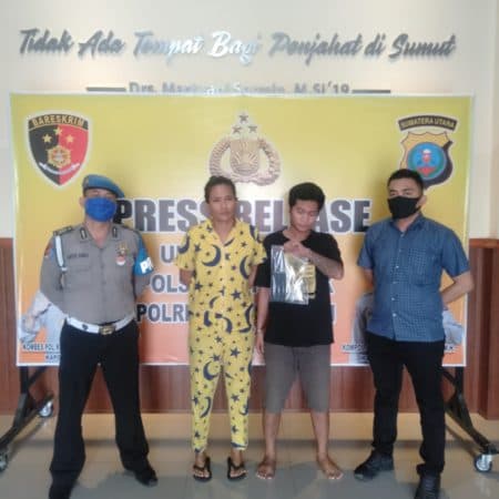 kakak_beradik_kompak_jadi_kurir_ekstasi