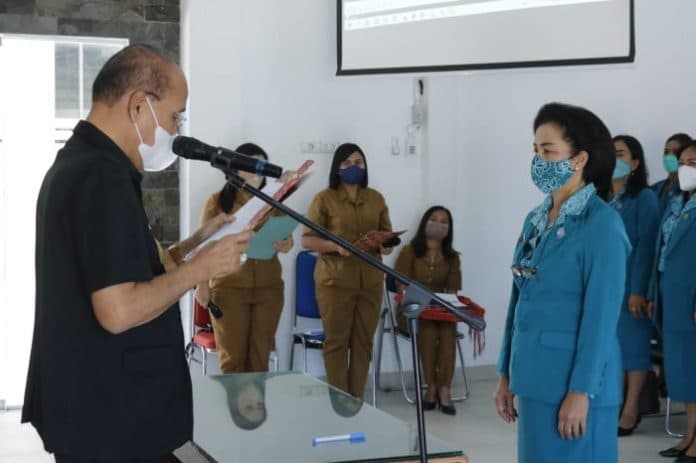 ketua_dan_pengurus_tim_pkk_samosir_dilantik