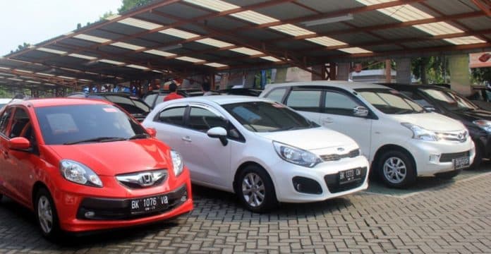 kredit_mobil_makin_sulit_leasing_menjerit