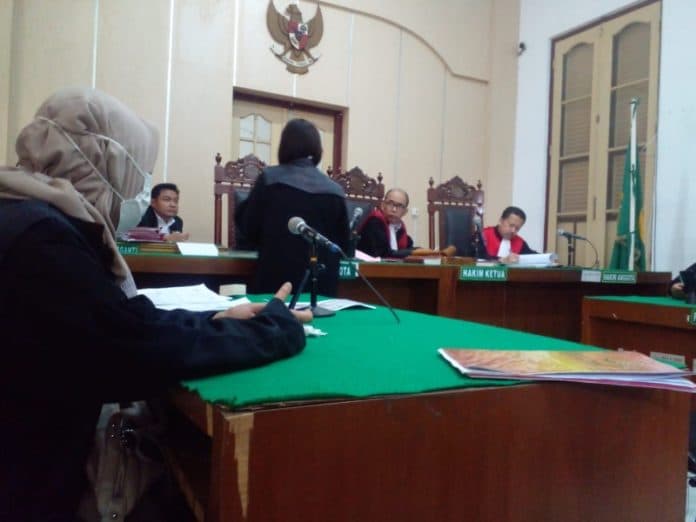 kurir_30_gram_sabu_dituntut_9_tahun_penjara