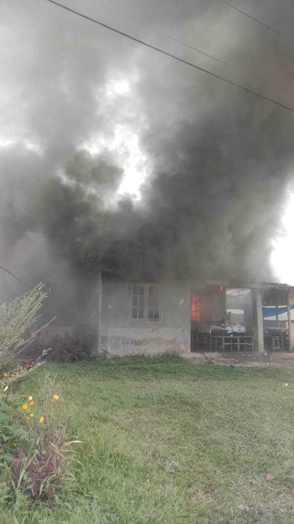 lagi_satu_unit_rumah_terbakar_di_dairi