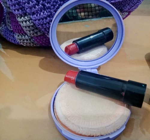 lipstik_sudah_ada_sejak_zaman_perunggu