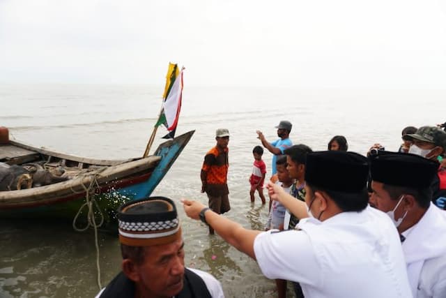 mengenal_adat_jamu_laut_di_sergai