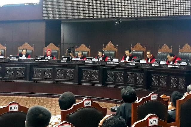 mk_gagalkan_mimpi_honorer_diangkat_jadi_pns