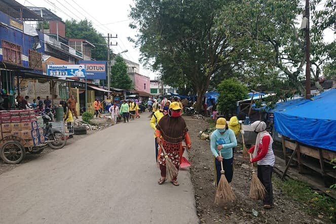 pasar_stabat_dibersihkan