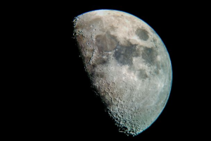peneliti_pastikan_ada_gua_di_bulan