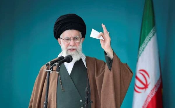 pimpinan_iran_akan_balas_dendam_ke_israel