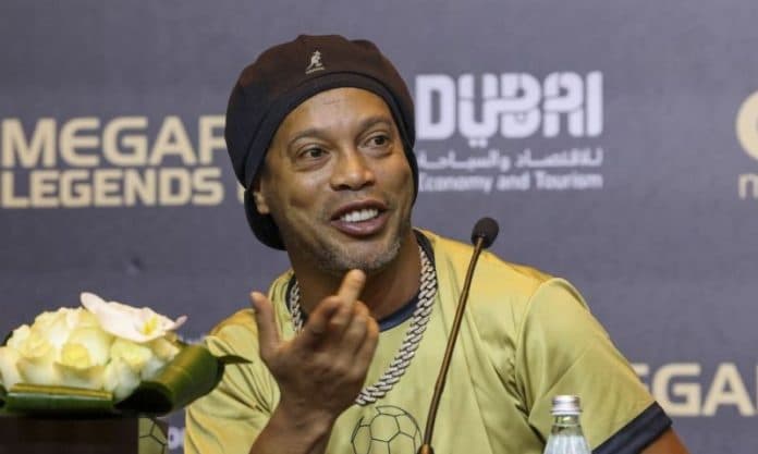 putra_ronaldinho_resmi_gabung_barcelona