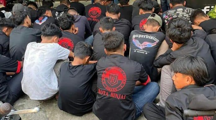 ratusan_remaja_digiring_ke_polsek_sunggal
