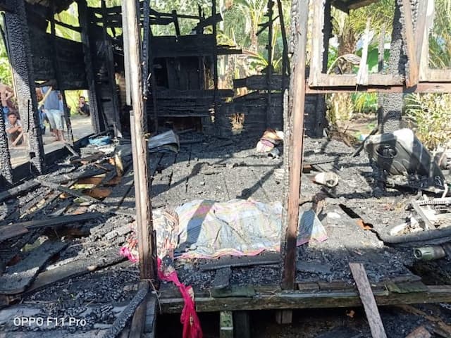 rumah_terbakar_nenek_95_tahun_tewas