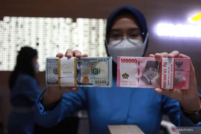 rupiah_kembali_merosot