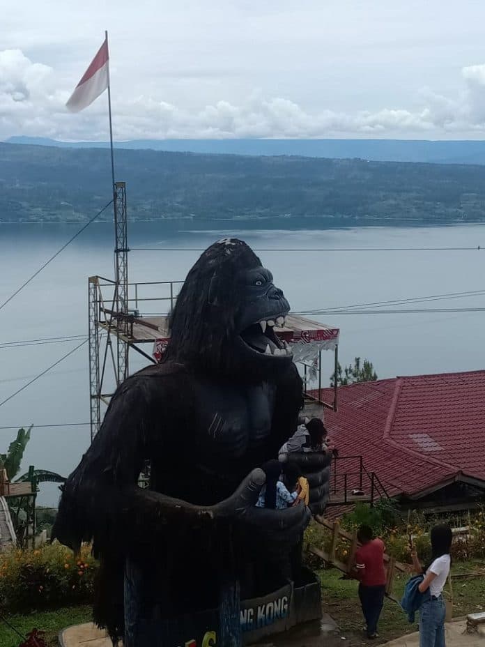 september_2020_107_wisman_kunjungi_sumut