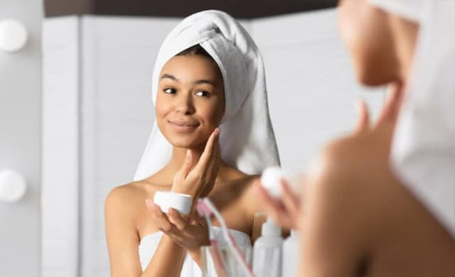 skincare_cegah_kulit_kusam_ini_kata_dokter