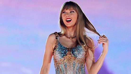taylor_swift_tolak_tawaran_manggung_di_uea