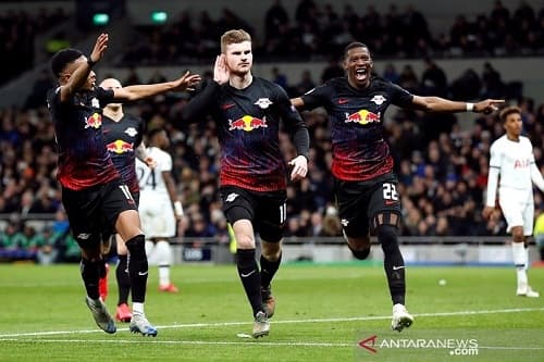 totten_hotspur_kandas_di_kandang_sendiri