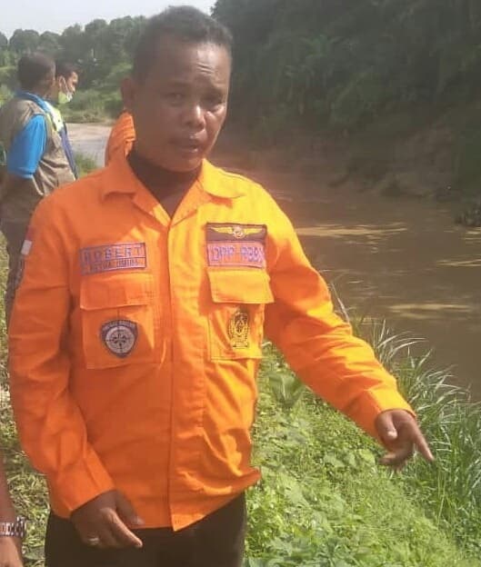 warga_sipahutar_taput_hanyut_di_sungai_deli