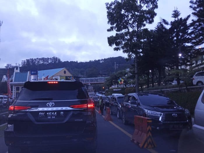 hari_pertama_tahun_2026_kota_wisata_berastagi_karo_dipadati_wisatawan