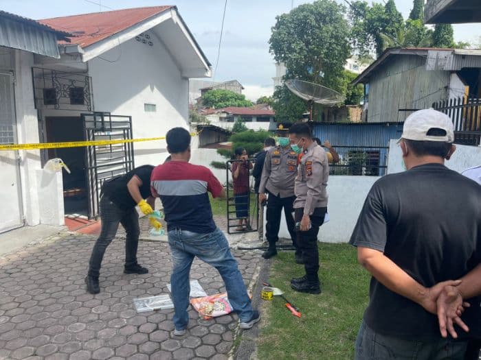 lansia_ditemukan_tewas_di_sebuah_kos_kota_pematangsiantar