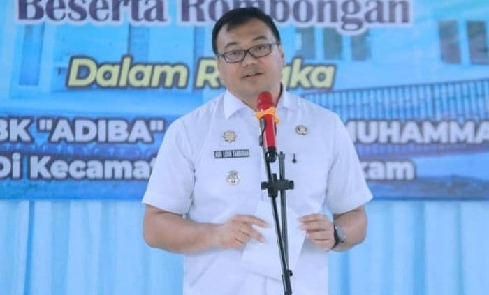 pemkab_deli_serdang_luncurkan_program_jalan_mulus_24_jam_mulai_2026