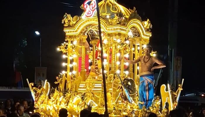 kereta_kencana_berusia_147_tahun_akan_mengaspal_dalam_perayaan_thaipusam_di_medan_malam_ini