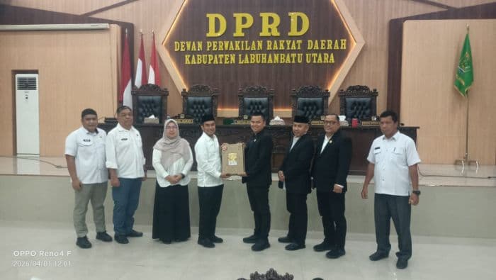 pendapatan_labura_2025_lampaui_target_capai_rp1107_triliun