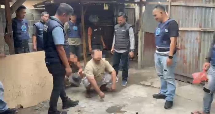 polres_binjai_dan_bnn_gerebek_sarang_narkoba_dua_pria_diamankan