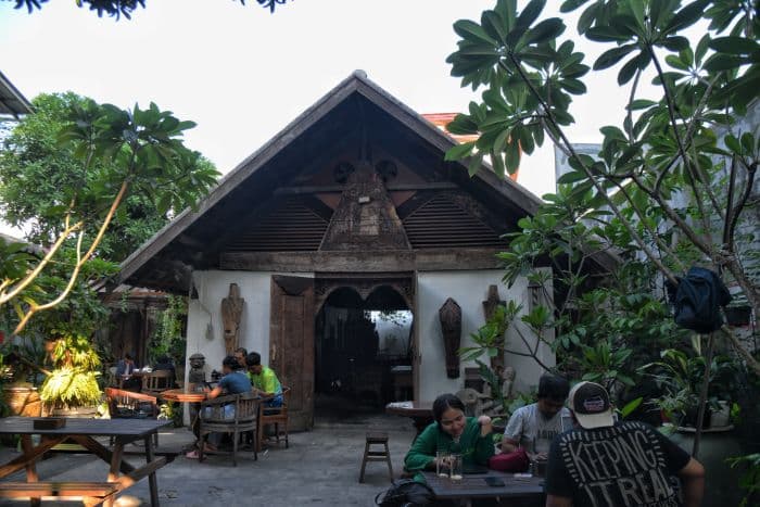 kafe_konsep_vintage_di_medan