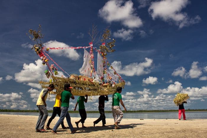 ragam_ritual_laut_di_sumatera_dan_jawa