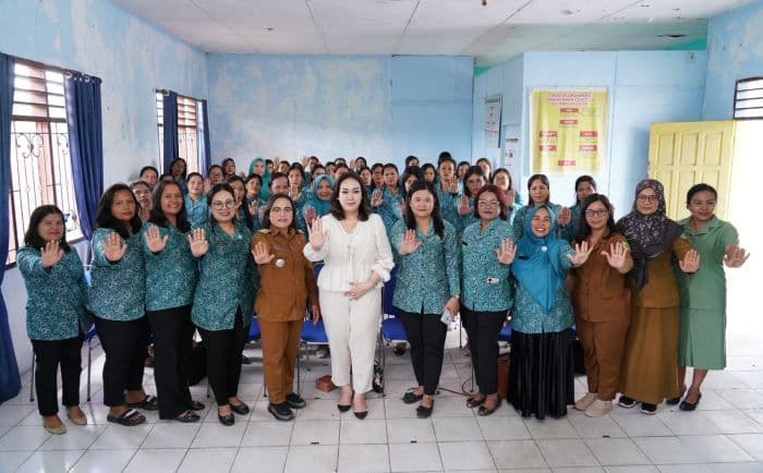 tp_pkk_pakpak_bharat_gelar_sosialisasi_pencegahan_kdrt