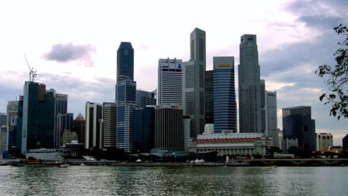 akibat_konflik_di_timur_tengah_singapura_naikkan_tarif_listrik_dan_gas