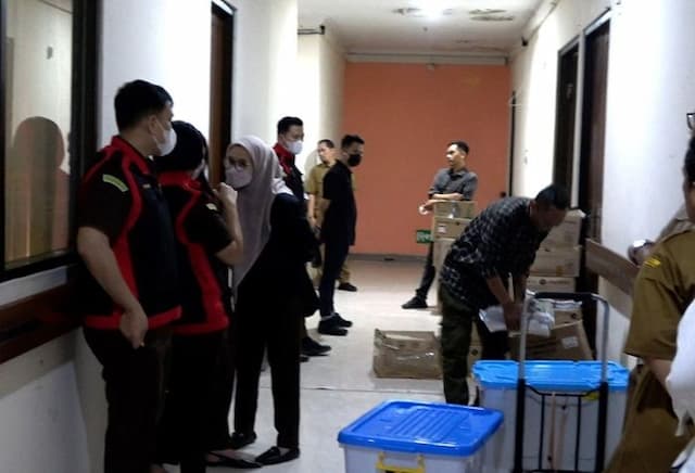 kejari_medan_geledah_rsud_pirngadi_usut_dugaan_korupsi_dana_blud_rp238_miliar