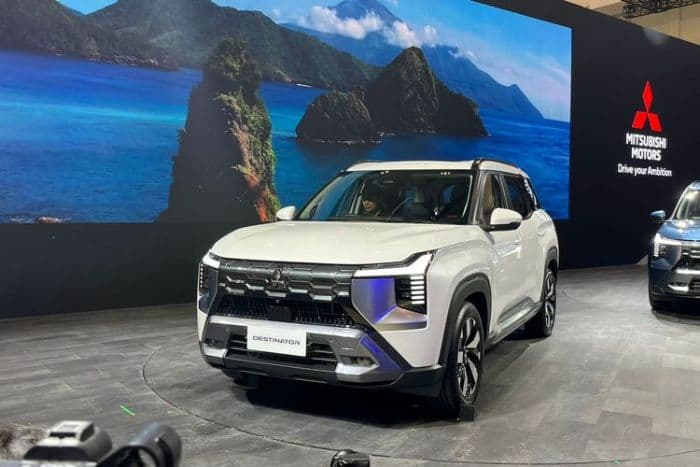 mitsubishi_destinator_jadi_primadona_giias_2025_suv_7seater_modern_untuk_keluarga_indonesia