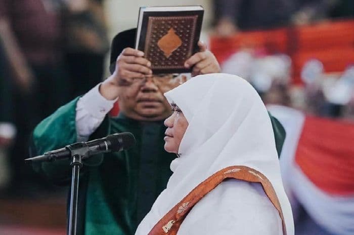 sri_rejeki_resmi_gantikan_rajudin_sagala_sebagai_wakil_ketua_dprd_medan