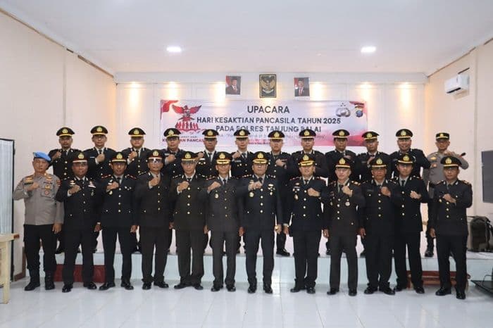 kapolres_tanjungbalai_pimpin_upacara_hari_kesaktian_pancasila_2025